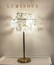 法式復古優雅輕奢水晶中古vintage風格床頭燈,座枱燈,落地燈.優雅古典,高貴典雅,光線柔和瑰麗,時尚又充滿復古品味,選用優質水晶同金屬打造.有座枱燈同落地燈選擇枱燈呎吋:31x31x52cm座地燈