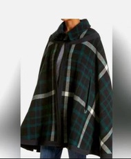 Burberry 綠格紋披肩斗篷