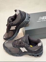 New Balance NB 2002R 跑步鞋 深灰