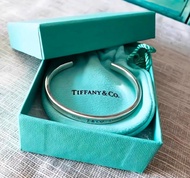 💜Purple Diamond Certified💜Brand New 🏆 TIFFANY & CO.蒂芙尼 1837系列 字母刻印手環 開口可調節設計 925銀 手鐲 情侶款 閨蜜同款 送禮 生日禮