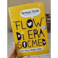 HERNOWO HASIM BOOK/COMMUNICATION IN THE WRITING OF THE/FLOW IN ERA SOCMED THE MEANING OF/TIPS READIN