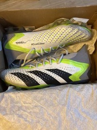 Adidas Predator Accuracy.1 AG 足球鞋