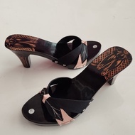 KELOM GEULIS CARVED SANDALS 7CM HEELS / HEELS SANDALS / WOMEN'S WOODEN SANDALS 7CM HEELS