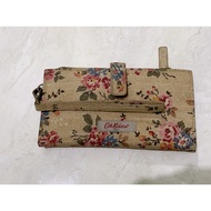 Preloved Cath Kidston Phone Wallet with Wristlet - Kingswood Rose - Wallet Cath Kidston Preloved Original