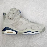 Air Jordan AJ6 Retro "Georgetown"
CT8529-012