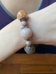 全玉化珊瑚玉手串