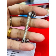 珍贵手画符咒-纯银材质驱鬼符管，Lp Kalong龙婆卡隆2550年亲自制作，每一根符管都是纯手写的符咒，之后再进行加持，力量强大！（外配不锈钢壳），
