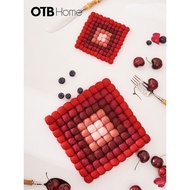 Alivedesign Red Berry Square Wool Felt Haba Penebat Tikar Anti-melecur Periuk Tikar Coaster Asal Tah