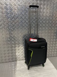 American Tourister 20 吋布質行李箱 35 x 24 x 53cm