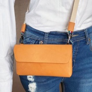 COZI-義大利植鞣革 橫式多功能手機斜跨包 摺疊手機包 手腕包