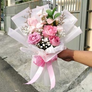 Hand Fresh Flowers Rose Carnation Buket Bunga Mawar Hidup Wisuda Anniversary Ulang Tahun Bucket Sega