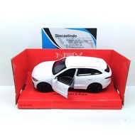 Welly Nex 1:34 Jaguar F-Pace, White
