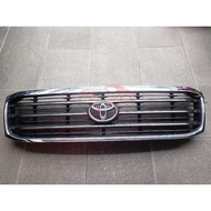 TOYOTA LAND CRUISER  UZJ100W 2UZ-FE  FRONT GRILLE [C-4-2-D2636]