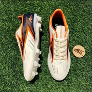 SEPATU BOLA  SPECS HYPERSPEED TERLARIS