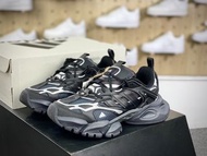 Adidas XLG Runner Deluxe