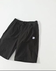 全新Undefeated 短褲Undefeated shorts