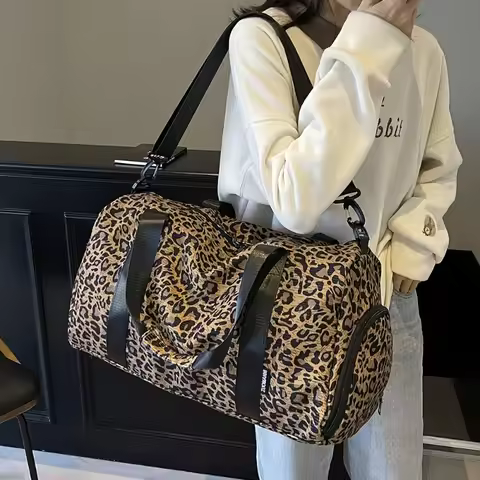 Fashionable Lady's Leopard Print Tote Bag Large Capacity Travel Bag Weekender Overnight Bag with Sho