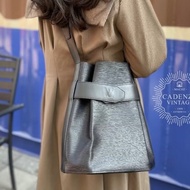 LV 水波紋八角水桶包