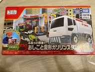Tomica 變形加油站玩具車