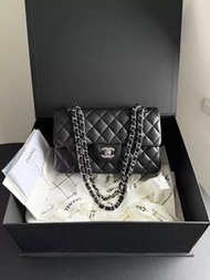 CHANEL Classic Flap CF 羊皮 單肩斜跨包