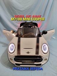 Mobil Mainan Aki PMB M7188 Mini Cooper Dual Aki