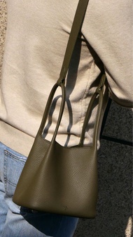 KLYNN Biscuit Bag กระเป๋าหนังแท้