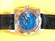 Classic ~ Swiss Made  ~ Automatic ~ approx 32 mm,  runs very well,  it's clean and very good conditi