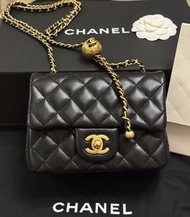 低於原價❗️❗️全新Chanel 金球方胖子