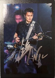 謝霆鋒親筆簽名閃卡 親簽