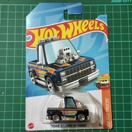 Hot Wheels 83 Chevy Silverado Tooned