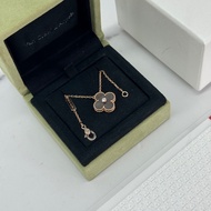 Vca Christmas Style Platinum Necklace Fidelity Support Identification