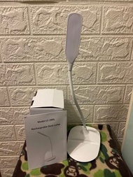Rechargeable Desk Lamp 充電式坐枱燈