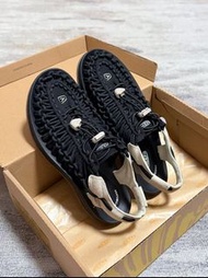 🌈全新正品Keen uneek 戶外休閒溯溪鞋 涼鞋 男女同款 黑白色
