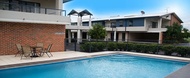 Hawkesbury Race Club Motel