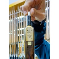 brass cue hanger for o'min cue