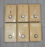 เครื่องทำน้ำอุ่นมือสอง Electrolux อีเลคโทรลักซ์ รุ่น EWE351FX-SW กำลังไฟ 3500วัตต์