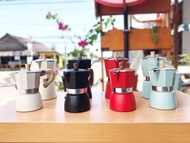 Moka pot 6 สี เครื่องชงกาแฟ 6 ถ้วย 300ml และ 3 ถ้วย 150ml สินค้าคุณภาพ A. ด้ามจับทนความร้อน