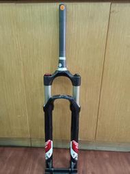 Rockshox Reba Brain 29 100 QR軸前叉(碳纖維上管）