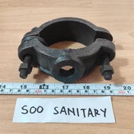 SADDLE CLAMP 2 1/2" X 1/2" IRON - SADDLE CLAMP
