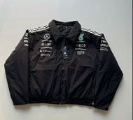 Adidas Mercedes-AMG Petronas F1 車隊外套