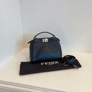 Fendi芬迪 經典黑色銀扣 小怪獸銀色眼睛內裡 peekaboo mini鉑金包