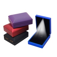 ✿ Square Shaped Ring  Box with LED Light Plush Earring Jewelry for Case with Light Jewellry Display Box for Wedding