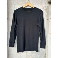 Uniqlo Heattech T-Shirt Thermal/ Small Size/