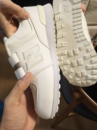 全新 New Balance 574 白色魔術貼運動鞋