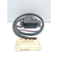 Ignition Coil Honda C50 C70 C90 Original Genuine Honda MK2 Part Number 30500-086-695 6 Volt