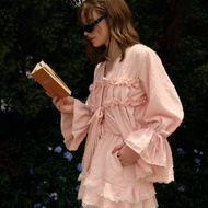 จัดส่ง 25 SEP lookbooklookbook soleil top pink pompoms