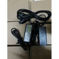 Charger/ Adapter sony 19.5V 2A - VGP-AC19V74