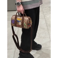 Boston Bag GOTHAM24 Men's One-Shoulder Messenger Handbag Badge Embellishment Design Trendy Fashion A