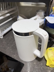 白色小米 電熱水壺