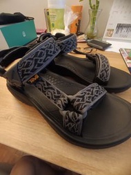 Teva 涼鞋